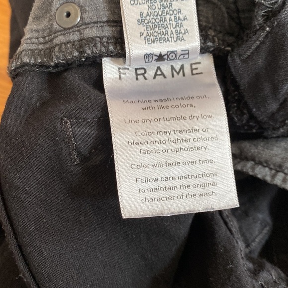 Frame Denim Le Skinny de Jeanne Raw-Edge Step Hem Jeans Size 25 Black Wash - Picture 12 of 14